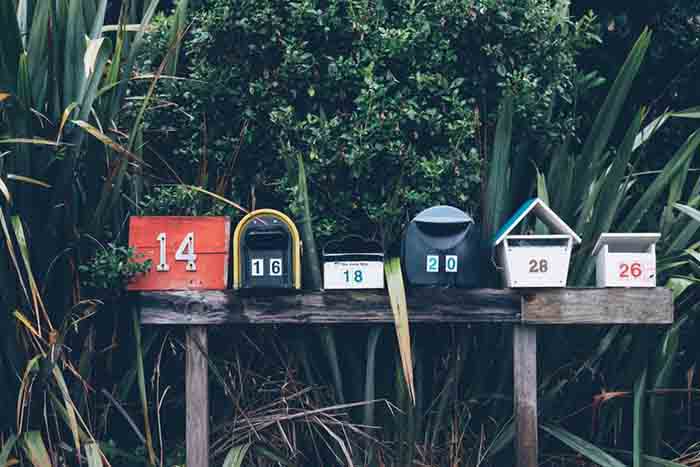 A Quick Guide to Plastic Mailboxes